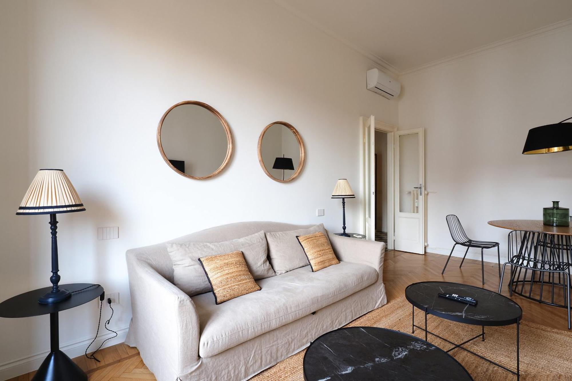 Adelaide Elegant Apartments Milan Exterior photo