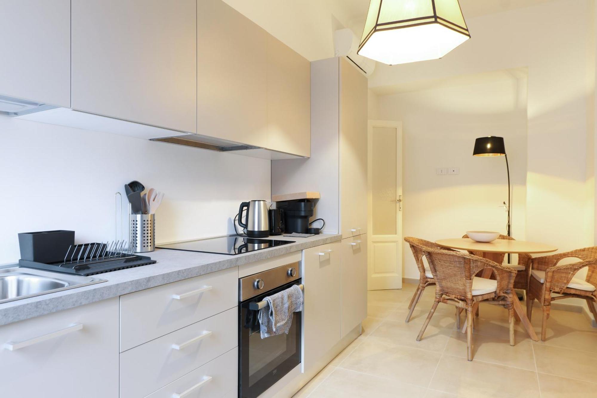 Adelaide Elegant Apartments Milan Exterior photo